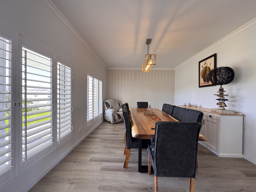 3 Bedroom Property for Sale in Country Club Western Cape